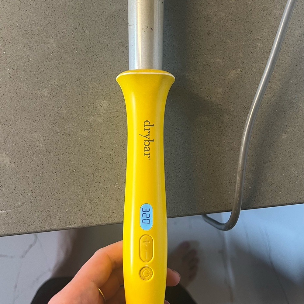 Drybar - The Wrap Party Curling & Styling Wand 1”